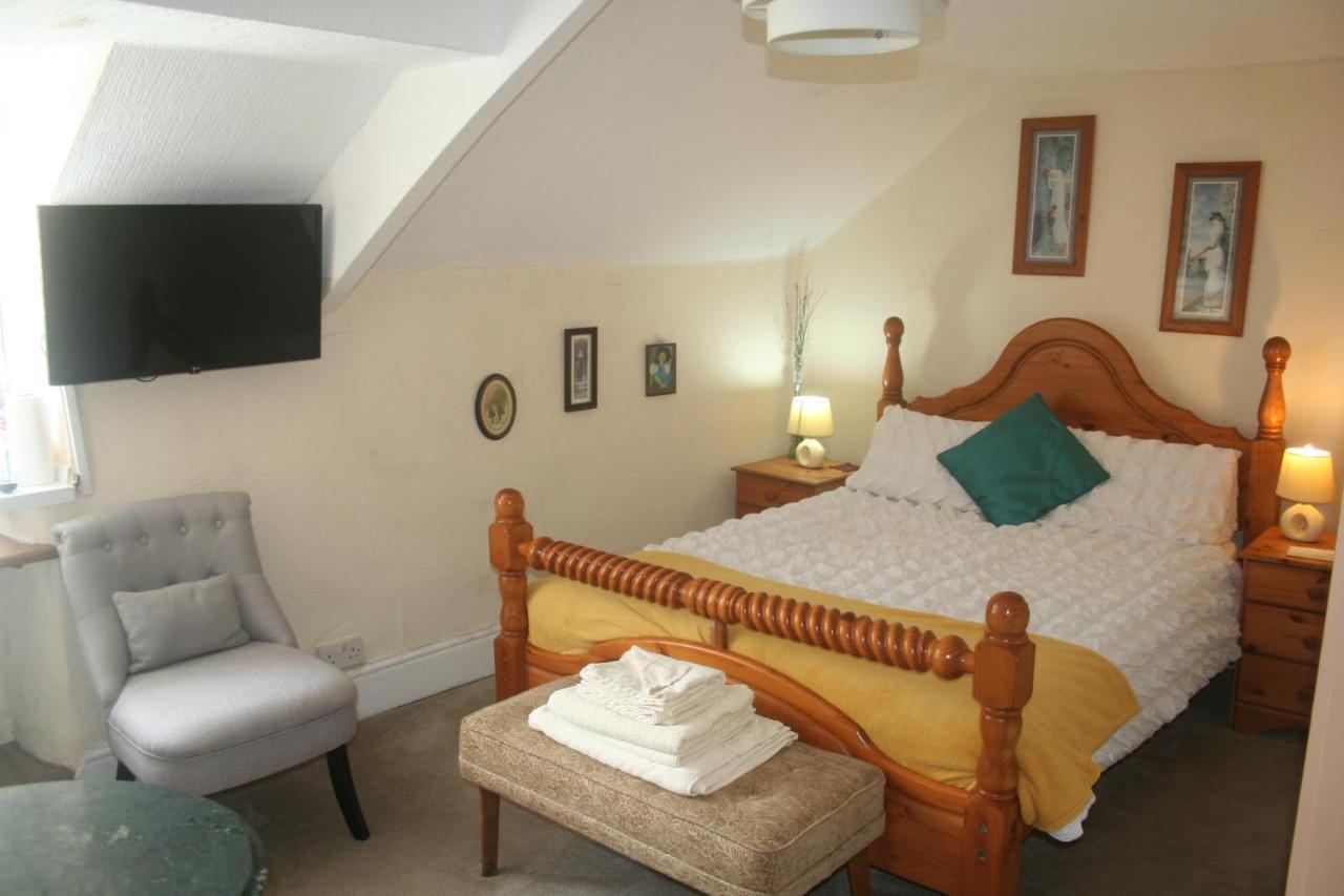 Coynant Farm Guesthouse - Farm Park Stay Swansea Dış mekan fotoğraf