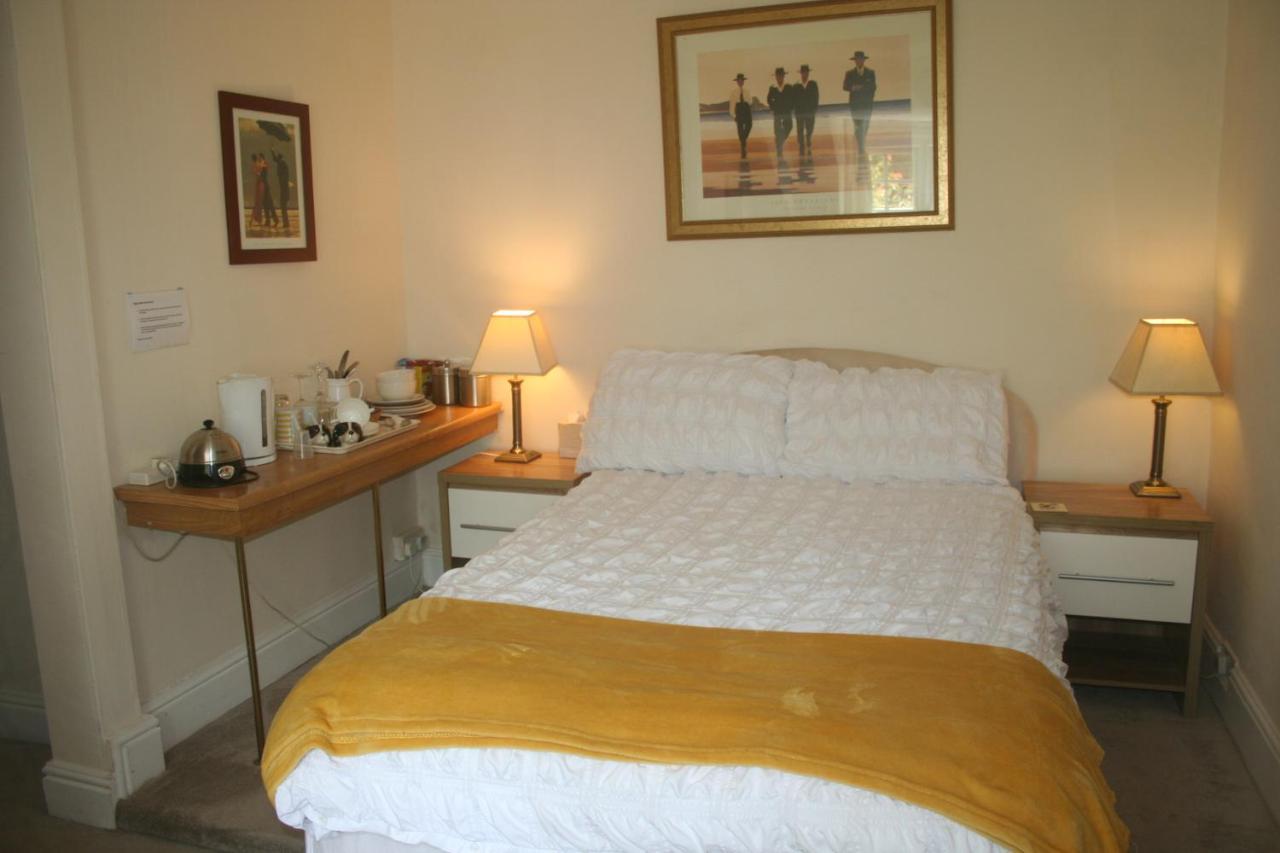 Coynant Farm Guesthouse - Farm Park Stay Swansea Dış mekan fotoğraf