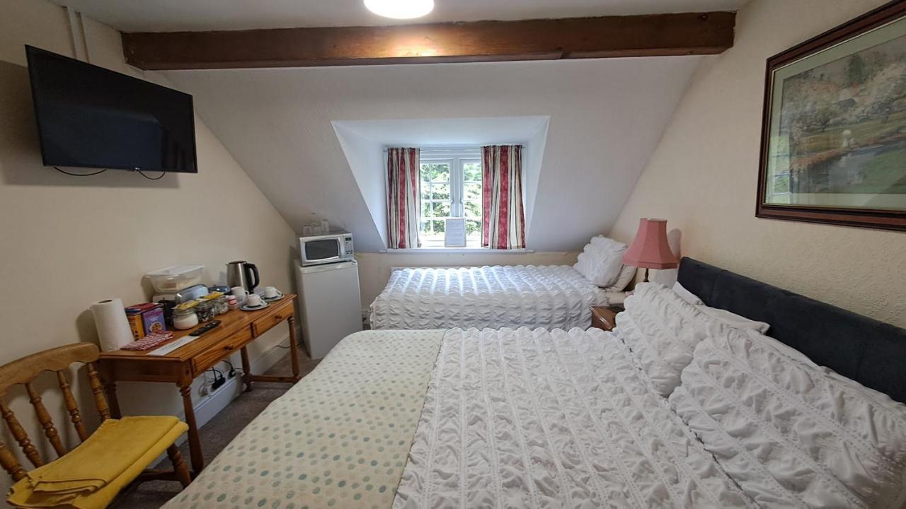 Coynant Farm Guesthouse - Farm Park Stay Swansea Dış mekan fotoğraf